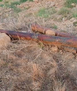 Ferraille, métaux divers – gros tubes en acier / ferraille