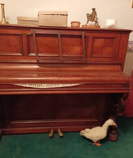 Instruments de musique piano droit Érard à venir chercher à Bourges