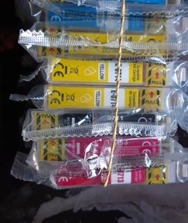 Informatique 9 cartouches d'encre  imprimante Epson