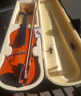 Instruments de musique violon d'étude et sa pochette