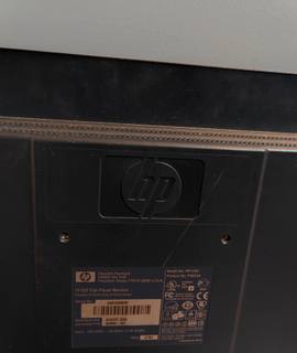 Informatique Écran hp référence sur la photo