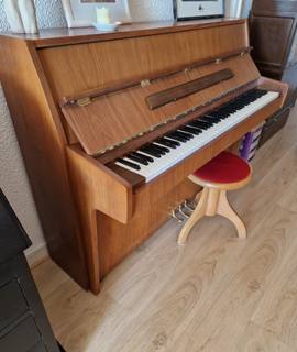 Instruments de musique piano droit Kawai