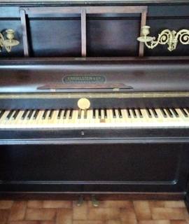 Instruments de musique piano droit ancien