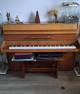 Instruments de musique piano droit