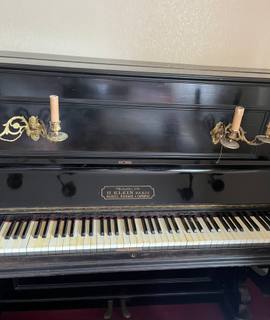 Instruments de musique ancien piano