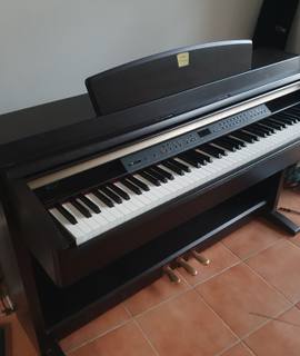 Instruments de musique pianos électrique yamaha pour pièce