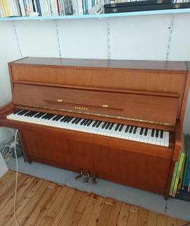 Instruments de musique piano droit