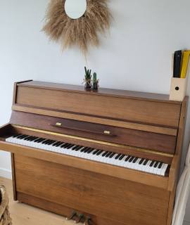 Instruments de musique piano droit en bois