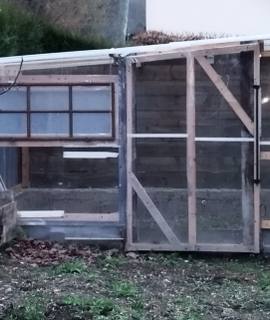 Jardinage serre en plexiglass