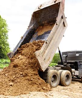 Jardinage terre de remblais