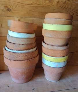 Jardinage pots en terre cuite
