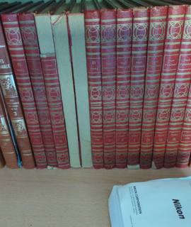 Livres-Revues collection tout l'univers