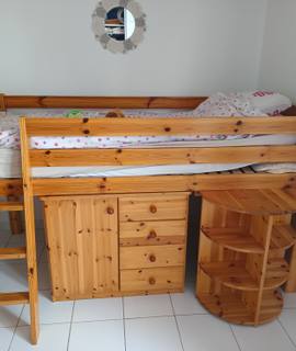 Literie lit compact enfant avec sommier + bureau + commode