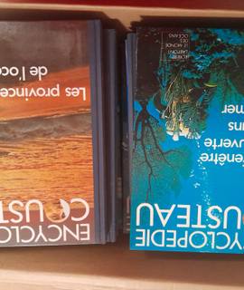 Livres-Revues Collection de 10 volumes Encyclopédie COUSTEAU