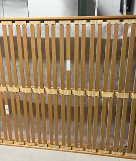 Literie sommier avec pieds 140x190