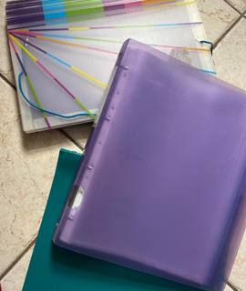 Livres-Revues papeterie classeurs