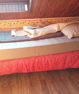 Literie matelas comme neuf