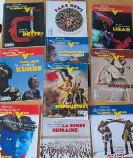 Livres-Revues le Monde Diplo : dossiers "Manière de voir"