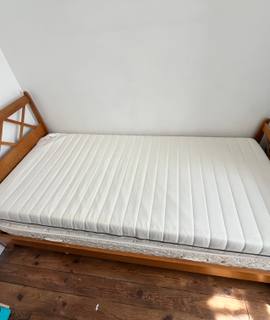 Literie lit sommier et 2 matelas 90cm