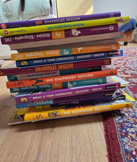 Livres-Revues lot de manuels d’histoire-géographie lycée collège