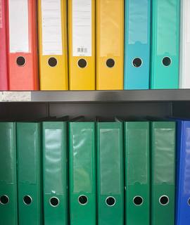 Livres-Revues classeur en bon etat