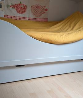 Literie lit bateau enfant AM-PM avec tiroir et matelas