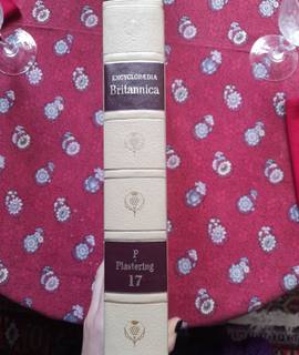 Livres-Revues encyclopédie 24 volumes