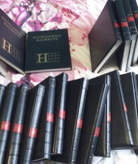 Livres-Revues encyclopédie bon état Hachette