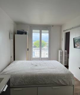 Literie lit ikea 160 x 200 + matelas simmons