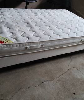 Literie Sommier et Matelas 1,20 m x 1,90 m Dunlopillo à la Frette sur Seine