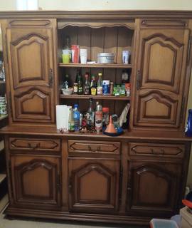 Meubles buffet cuisine, table basse, sommiers