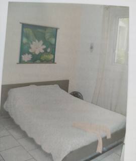 Meubles lit moderne d'occasion en bon état