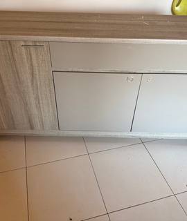 Meubles bahut et table