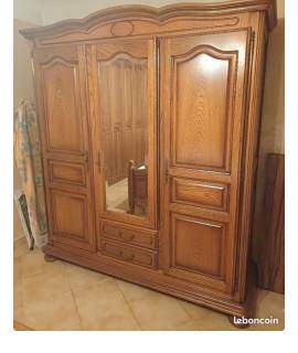 Meubles armoire de chambre et deux chevets