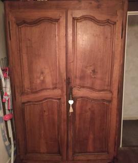 Meubles armoire avec penderie rénovée