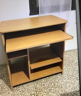 Meubles un bureau informatique