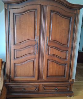 Meubles armoire en châtaigner