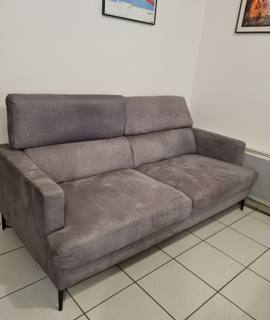 Meubles canapé gris 3 places en bon état