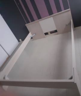 Meubles encadrement de lit  avec commode et chevet