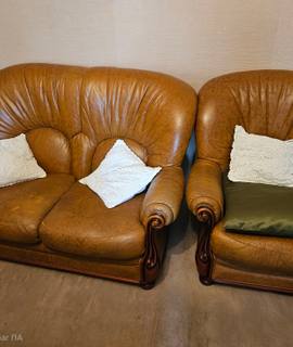 Meubles canape + 2 fauteuils cuir