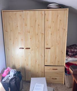 Meubles armoire en panneaux de particules