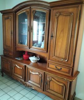 Meubles Buffet vaisselier en bois massif merisier
