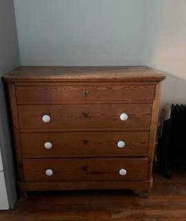 Meubles commode en pin à retaper (dos et pieds à coller)