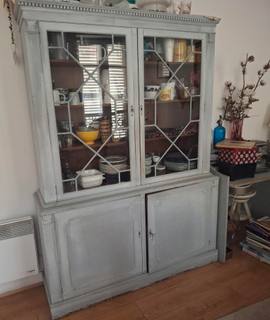 Meubles joli vaisselier