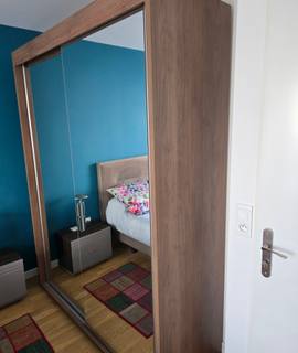 Meubles armoire 2 portes coulissantes en verre