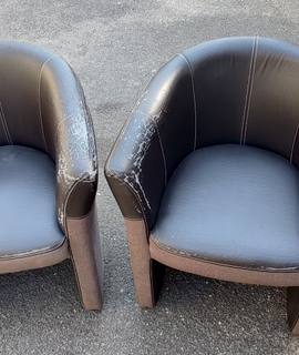 Mobilier deux fauteuils cabriolet