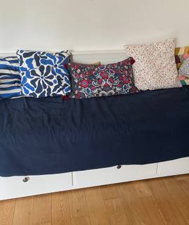 Meubles lit banquette Hemnes avec ses matelas