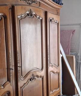 Meubles armoire louis xv en tres bon etat
