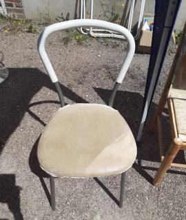 Meubles lot 4 chaises