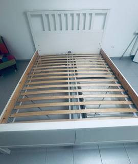 Meubles LIT DEUX PLACES / ARMOIRE/ PETIT MEUBLE BAS